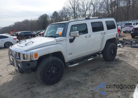 2010 Hummer H3 Suv Luxury z USA, uszkodzony, nr VIN 5GTMNJEE6A8120930